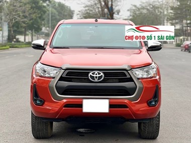 Mua Bán Xe Ô Tô Cũ Toyota Hilux 2.4AT 4x2 2021 Màu Cam Giá 695 Triệu