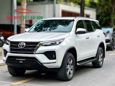 FORTUNER 2.4G 4X2AT – SỰ LỰA CHỌN HOÀN HẢO CHO AI ĐANG TÌM KIẾM MỘT CHIẾC SUV BỀN BỈ